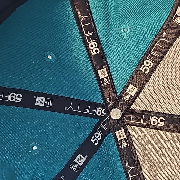 Born x Raised New Era fitted hat size 7 3/4 - Picture 5 of 7